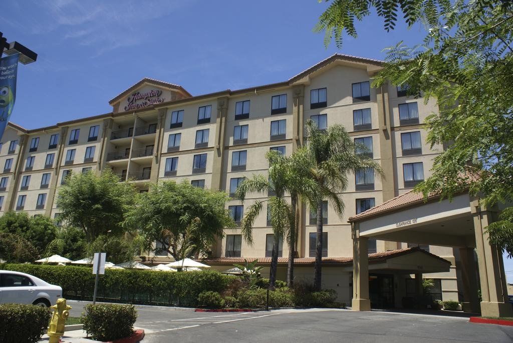 Hampton Inn & Suites Anaheim Гарден Гров Экстерьер фото