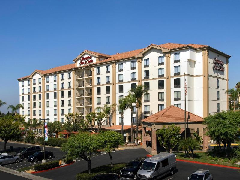 Hampton Inn & Suites Anaheim Гарден Гров Экстерьер фото